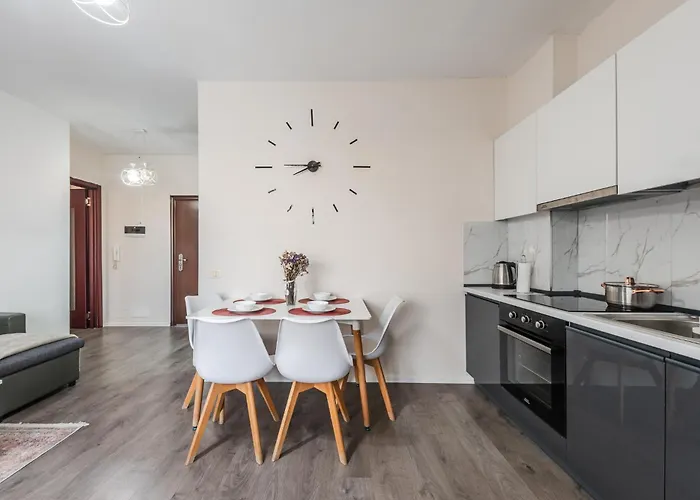 New Boulevard Condo / 10\' Walk From Tirana Center