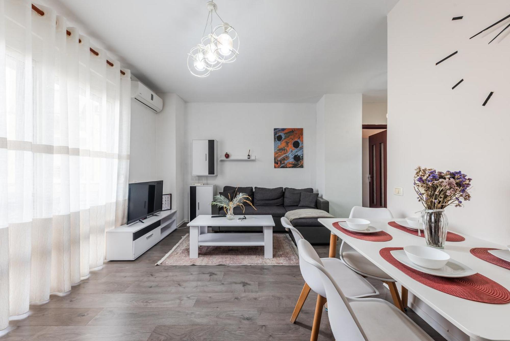 New Boulevard / 10' Walk From Center * Tirana
