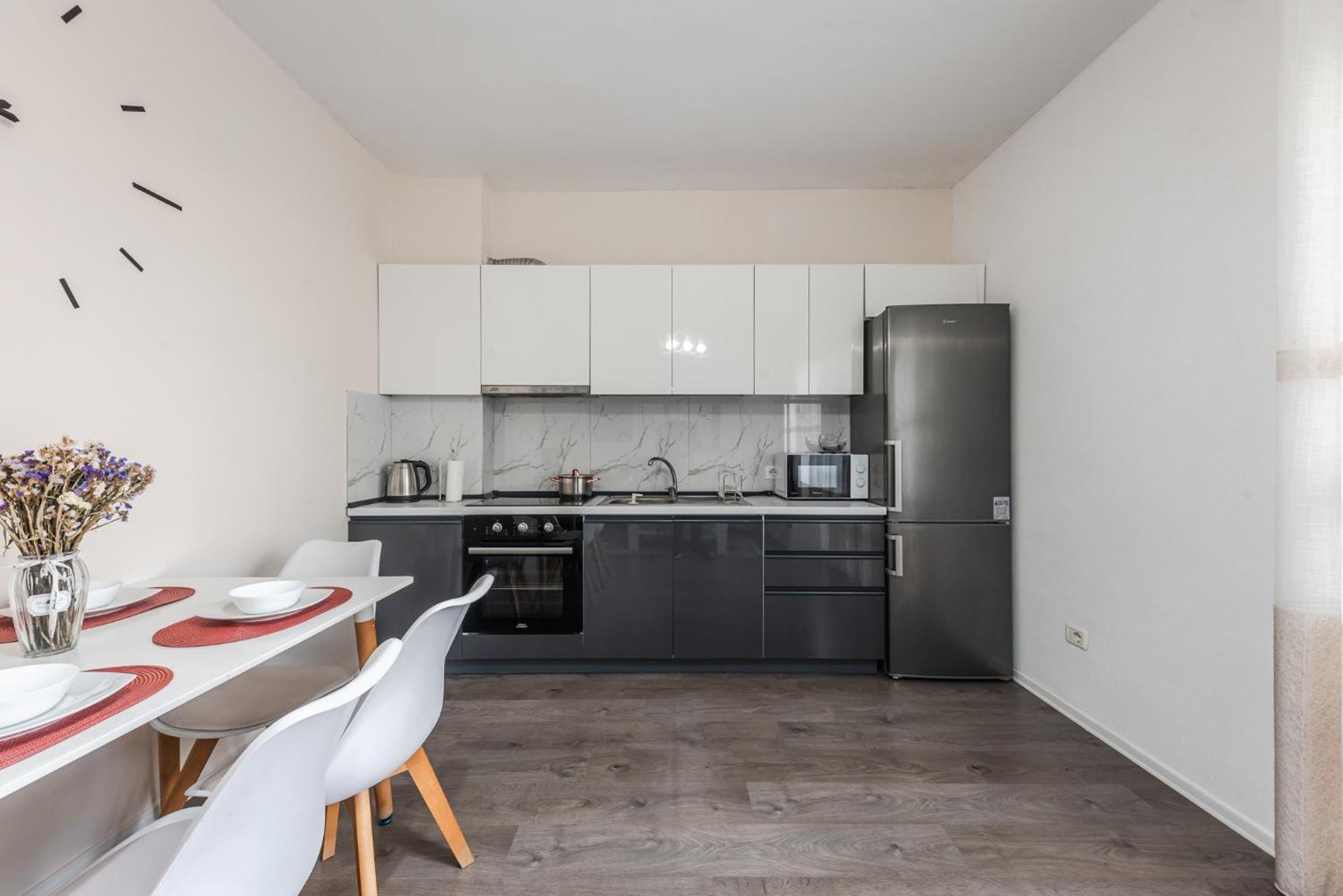Appartement New Boulevard / 10' Walk From Center Tirana